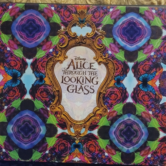 NWOT Urban Decay Disney Alice Through The Looking Glass Eyeshadow Palette - Picture 9 of 9